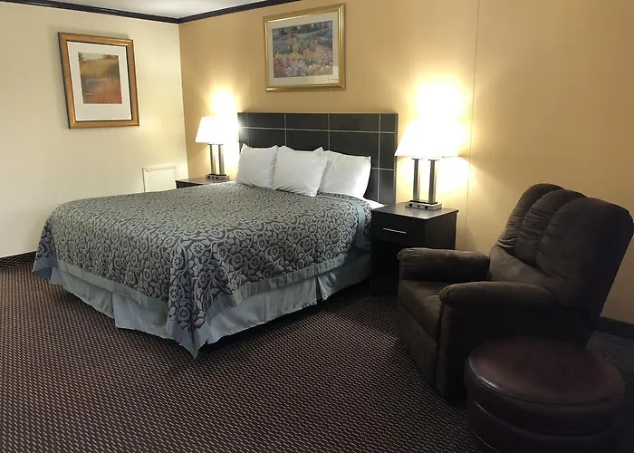 Flamingo Inn