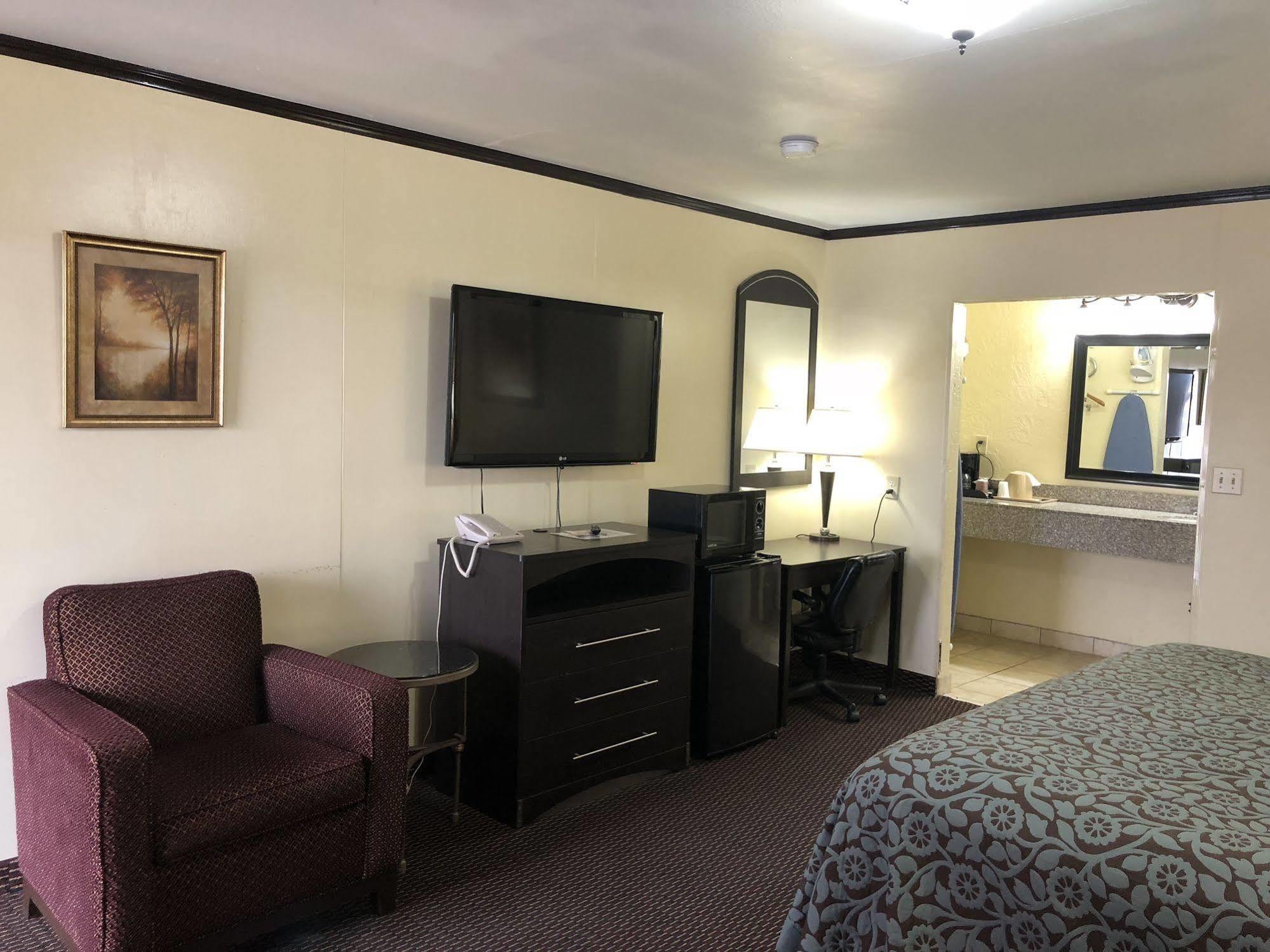 Flamingo Motel 2*